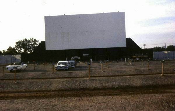 Algiers Drive-In Theatre - Old Photo From Fredrick Ryan (newer photo)